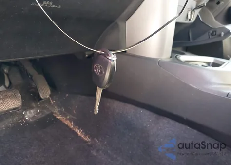 2017 Toyota Rav4 Xle from USA, damaged, VIN 2T3RFREV1HW615288